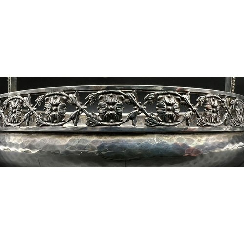 37 - An Antique Albert Edward Jones 925 Silver Basket Bowl. Diameter handle with ornate and pierced upper... 