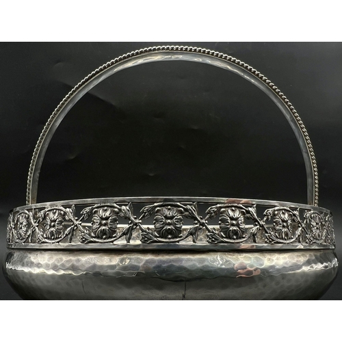 37 - An Antique Albert Edward Jones 925 Silver Basket Bowl. Diameter handle with ornate and pierced upper... 