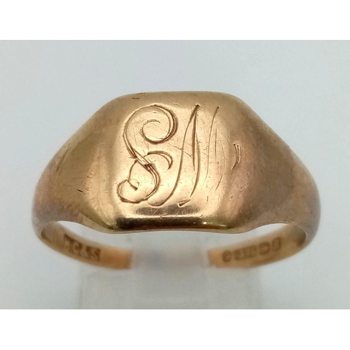570 - A Vintage 9K yellow Gold Signet Ring. Size U. 4.53g