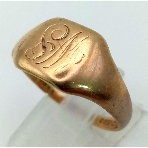 570 - A Vintage 9K yellow Gold Signet Ring. Size U. 4.53g