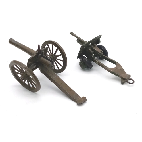 213 - A 1950s Britains 1/32 Size American 155mm Anti Aircraft Gun Model. In good condition - only half of ... 