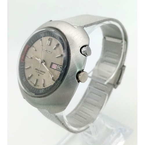 68 - A Rare Vintage Seiko Bell-Matic Gents Watch. Stainless steel strap and case - 42mm. Silver tone dial... 