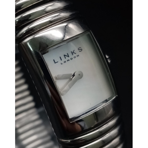 206 - A Links of London Ladies Sweetie Watch. Stainless steel bracelet and case - 19mm. Mother of Pearl di... 