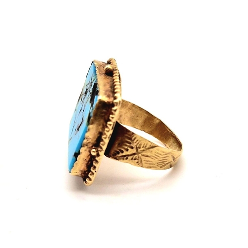 123 - An Antique Victorian 18K Yellow Gold (tested) and Turquoise Ring. Size N 1/2. 7.79g total weight. Tu... 