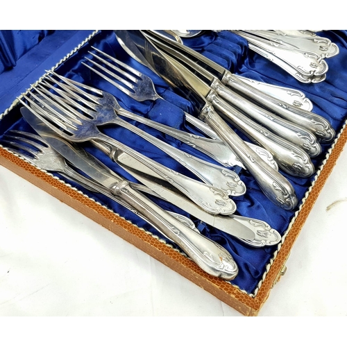 239 - WW2 German 6 person Cutlery Set with Waffen SS runes on each piece. 24 pieces in total. Maker Emil M... 