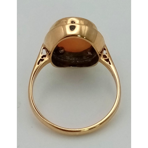 214 - A Victorian 9k Gold Three Graces Cameo Ring. Size N. 3.54g total weight.