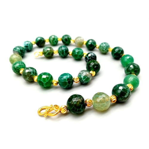 196 - A marvellous, large beaded (14 mm), crackled, green agate necklace and earrings set in a presentatio... 