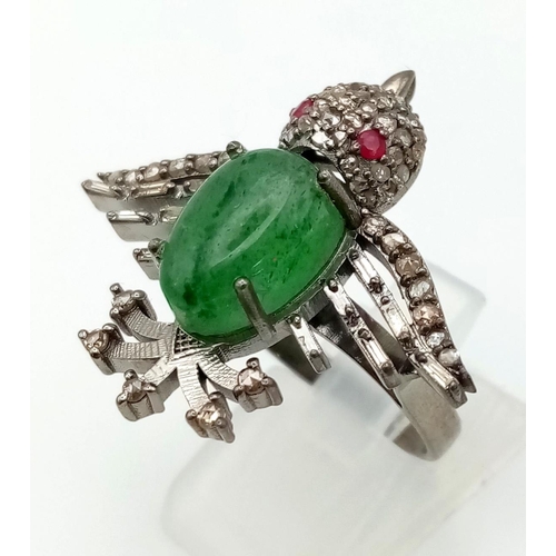 621 - A 4.40ct Emerald Bee Ring with 0.60ct of Diamond Accents and Rubies for Eyes! Set in 925 Silver. Siz... 