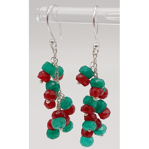 820 - An Emerald, Ruby and Sapphire Necklace with a Pair of Matching Drop Earrings. Necklace - 56cm. Drop ... 