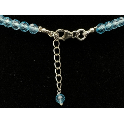 625 - A Blue Topaz Gemstone Necklace (42cm) with a Pair of Complimentary Blue Topaz Burst-Drop (5cm) Earri... 