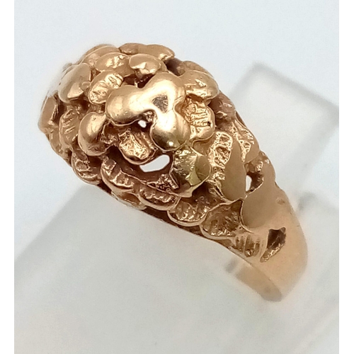 559 - A Vintage 9K Yellow Gold Ornate Ring. Full UK hallmark. Size H. 1.91g