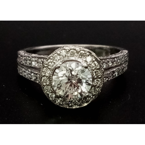 152 - AN ABSOLUTELY STUNNING 18K WHITE GOLD DIAMOND RING SET WITH A F COLOUR SI2 1.01ct ROUND BRILLIANT CU... 