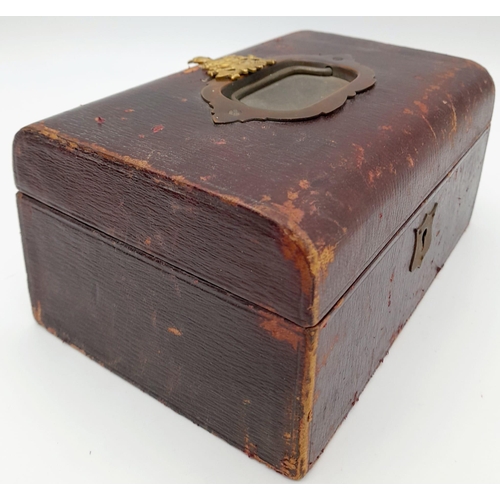 466 - An Antique Wood Cash-box with a Gilded Belgium Military Emblem on Lid. 18 x 12cm