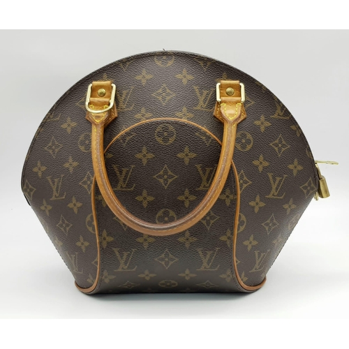 509 - A Louis Vuitton Ellipse Handbag. Monogram canvas with brown leather handles and trim. In good condit... 