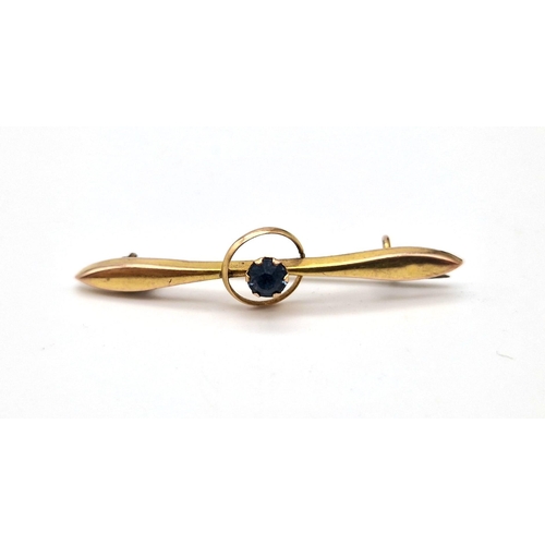 233 - Vintage 9 Carat Yellow Gold Blue Stone (Possibly Topaz) Propeller Shape Design Brooch. 3.5cm Length,... 