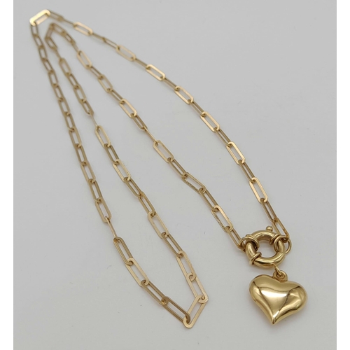 290 - 9k yellow gold oval link chain with heart pendant, 20