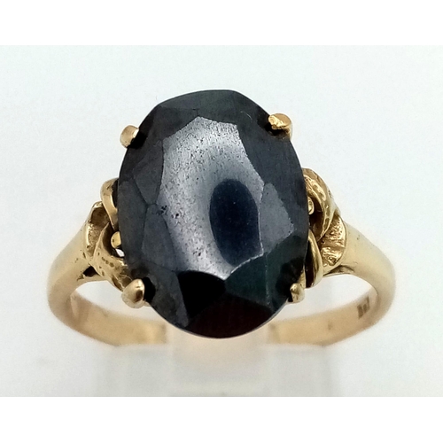 752 - 9k hematite vintage style ring. Total Weight 4g, size P, (hematite: 14mm x 10mm)