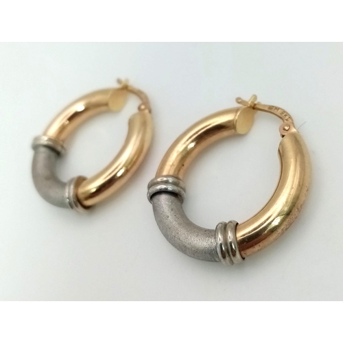 758 - 9k 2 colour hoop earrings. Weighs 3.7g. 2.2cm diameter