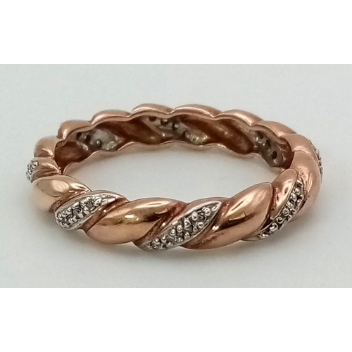 372 - 9K 2 COOUR DIAMOND TWIST BAND RING 3.1G SIZE T