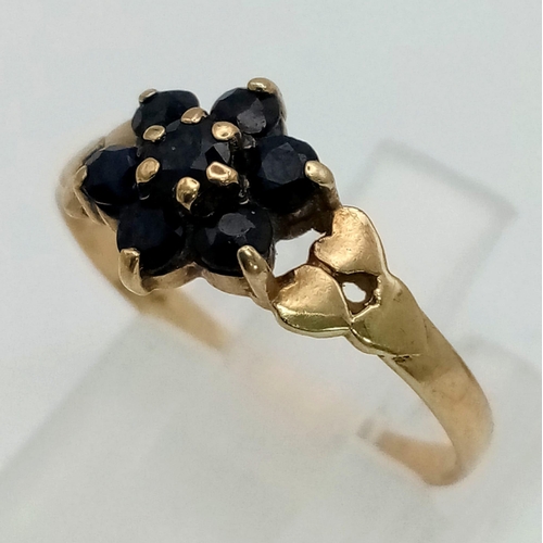 402 - 9K YELLOW GOLD VINTAGE SAPPHIRE CLUSTER RING 1.2G SIZE N