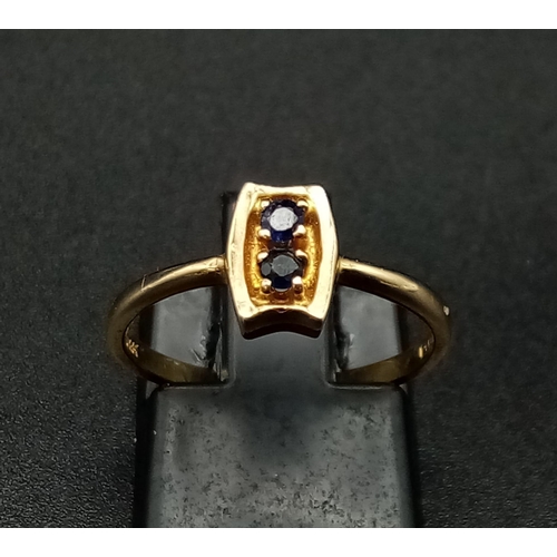 736 - 9K YELLOW GOLD VINTAGE SAPPHIRE SET RING 1.5G SIZE L