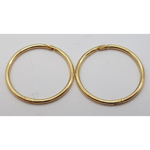 437 - 9K YELLOW GOLD SLEEPER HOOP EARRINGS 0.8G