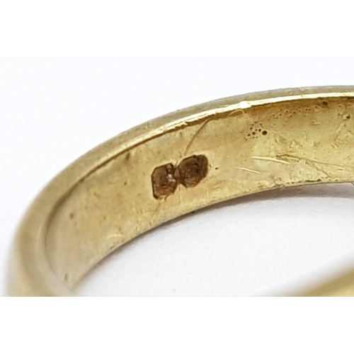 492 - 9K YELLOW GOLD WITH SEAL ENGRAVING SIGNET RING 3.5G SIZE SIZE E