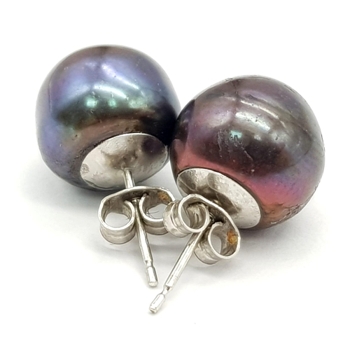 794 - A Pair of 9K Gold Cultured Tahitian Pearl Earrings. 3.41g total weight.