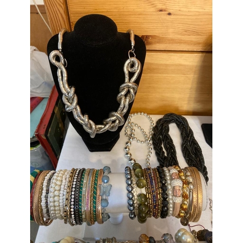 286 - Large quantity of better quality costume jewellery to include statement necklaces, Large amount of B... 