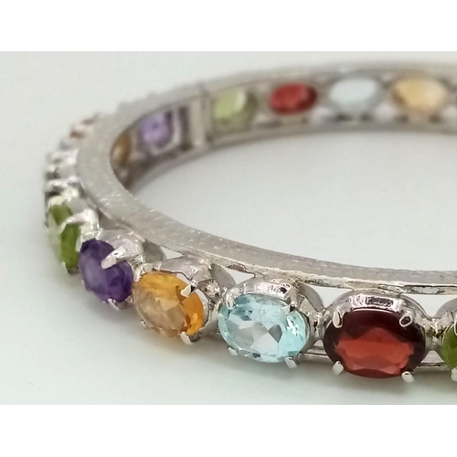 359 - A 925 Silver Gemstone Tennis Bracelet. With Garnet, Amethyst, Peridot, Citrine and Blue Topaz - AAA ... 