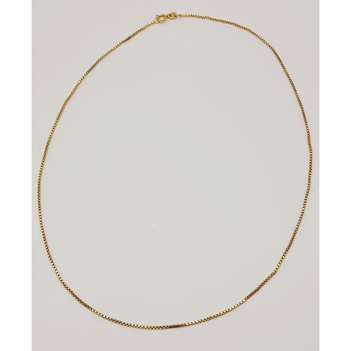 667 - A 9K Yellow Gold Link Necklace. 48cm. 4.33g.