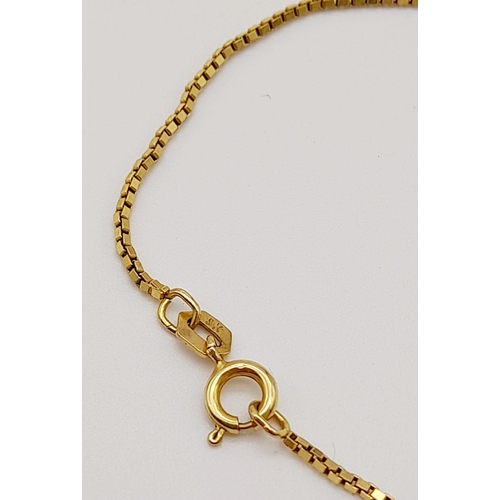 667 - A 9K Yellow Gold Link Necklace. 48cm. 4.33g.