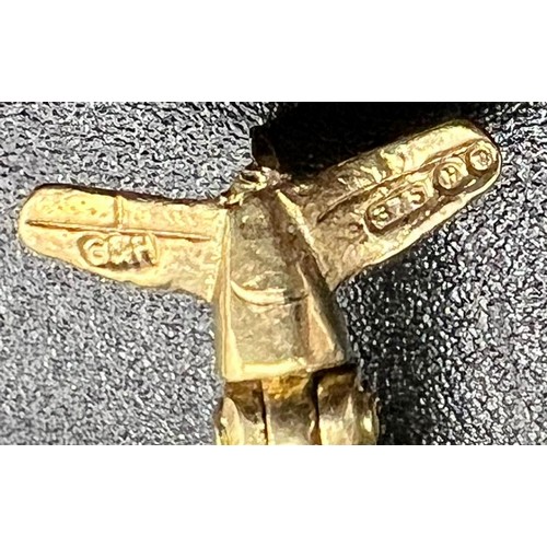 599 - 9K YELLOW GOLD AEROPLANE CHARM WHICH OPENS UP 2.1G