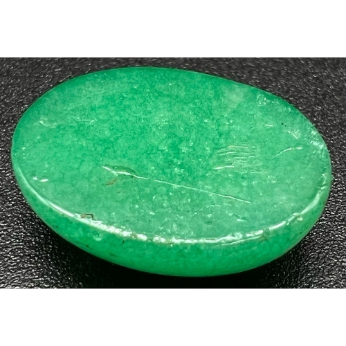 1247 - 7.45 Ct Natural Emerald (Beryl). Green. Oval Cabochon. Comes with GLI Certificate.