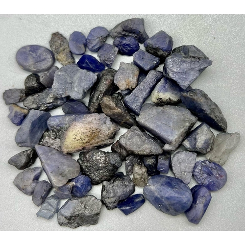 1478 - 318.50 ct Rough Tanzanite Lot.