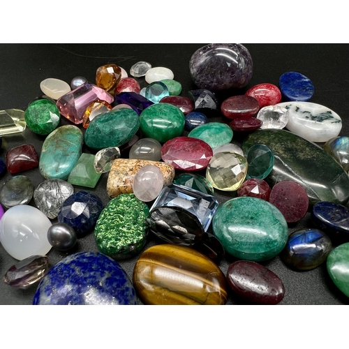 1303 - 794.10 Ct Ruby, Emerald, Tiger Eye, Citrine, etc. Multi Gemstones Lot.