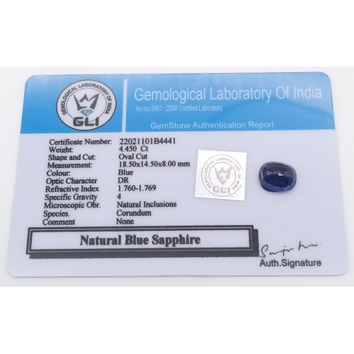 1385 - A 4.45ct Natural Translucent Blue Sapphire, in an Oval Shape. Come with the GLI Certificate.