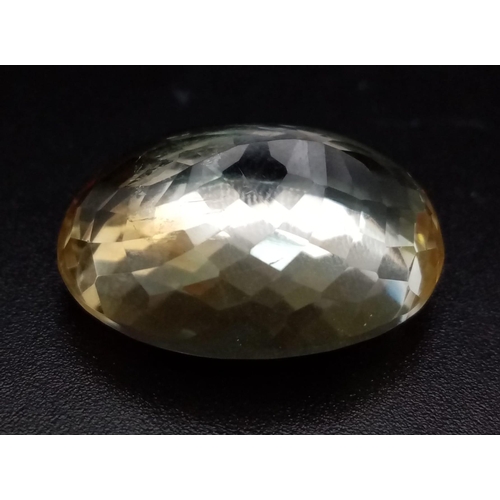 727 - A 35.30ct Natural Lemon Quartz, Oval faceted 
Size: 25.3 x 19 x 10 mm approx.