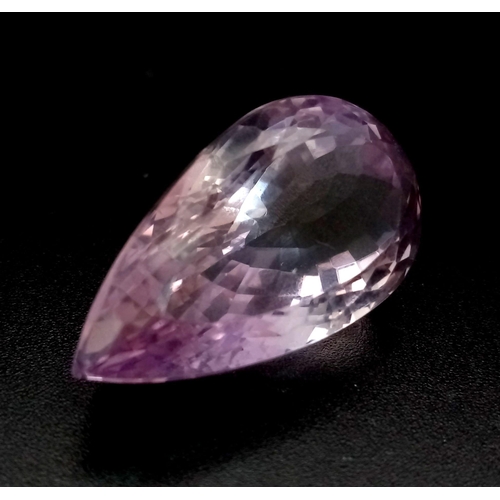 826 - A 47.30ct Natural Amethyst, in Pear cut shape
Size: 31 x 17 x15.7 mm approx