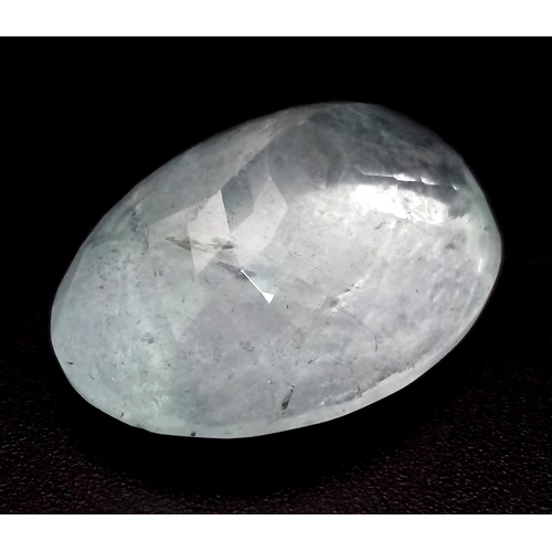 680 - A 32.45ct Natural Aquamarine, in an Oval cut shape. 
24.3 x 18.5 x 11.3 mm approx