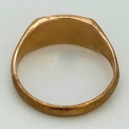 481 - A Vintage 9K Yellow Gold Signet Ring. Size X. 5.67g