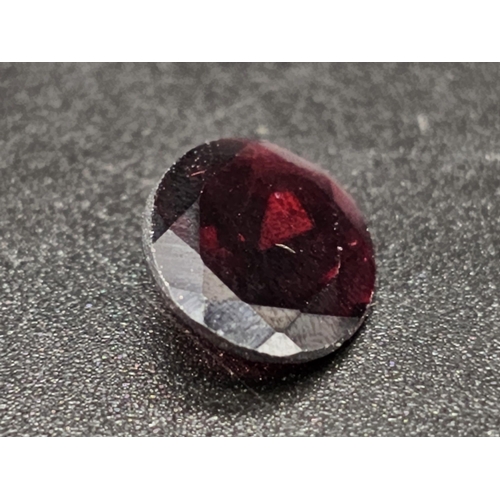 1211 - A 4.55 Ct Natural Faceted Pyrope Garnet, in an Oval mixed Shape. Comes with the IGL&I Certificate