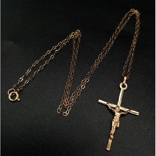 279 - Two 9 K yellow gold crosses with chain. Total weight: 6.4 g.
REF: 00004394