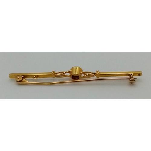 467 - An Antique Victorian 15K Yellow Gold and Opal Bar Brooch. 
6cm. 3.36g total weight.