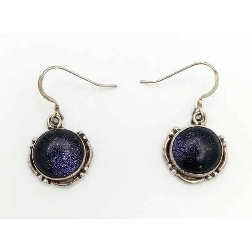 965 - Silver Earrings Sun stone. 6.80g. Size 1.5x2.3 cm.