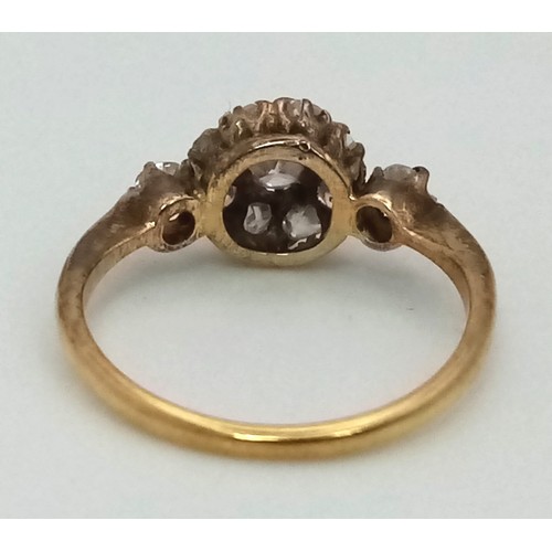 7 - An antique, 18 K yellow gold ring with an old cut diamond (0.50 carats) cluster. Ring size: J. weigh... 