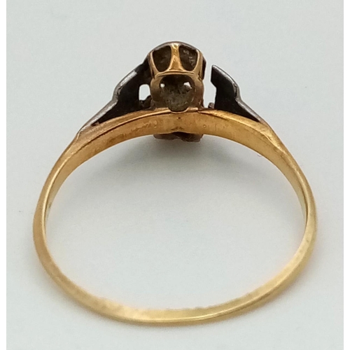 1298 - A Vintage 18K Gold, Platinum and Diamond Ring. Size J 1/2.
1.4g total weight.