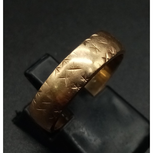 1163 - A Vintage 9K Yellow Gold Band Ring. Size N. 3.6g