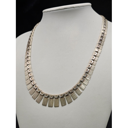 1284 - A STYLISH 40cms SILVER NECKLACE  21 9gms