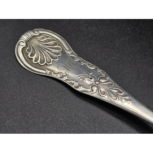 193 - A PAIR OF GEORGIAN SILVER TEA SPOONS HALLMARKED 1832 GLASGOW   35.6gms